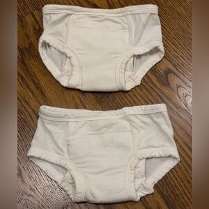 Size 2t - 3t NWOT Kickee Pants New Without Tags Cream Training Underwear Set 2pc